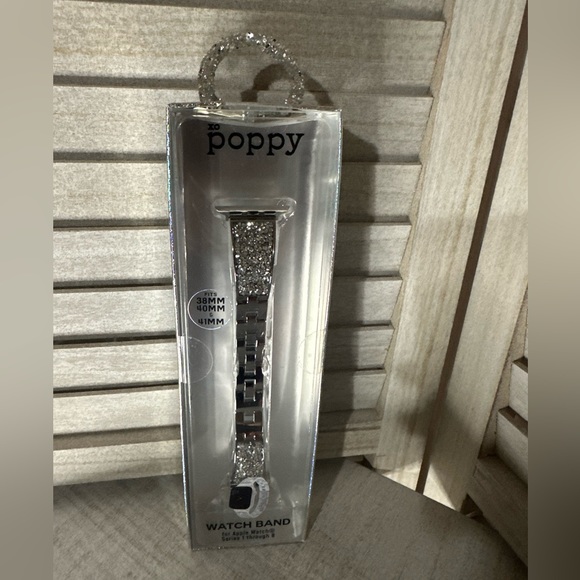 NEW• POPPY GLITZ N GLAM SILVER FUN APPLE WATCH BAND• NWT - Picture 6 of 11